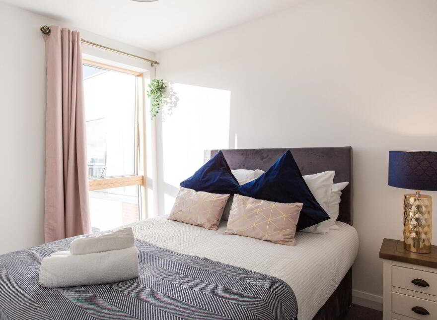 Serenity, Portland 88, Belfast, BT7 2EB