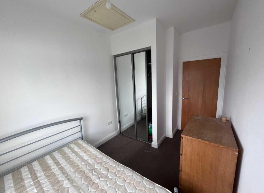 16 Anderson Building, Ross Mill Avenue, Belfast, BT13 2QQ