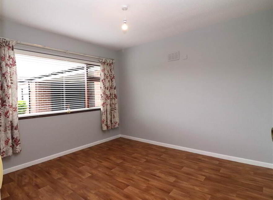 10 Rathmore Avenue, Benson Street, Lisburn, BT28 2AL