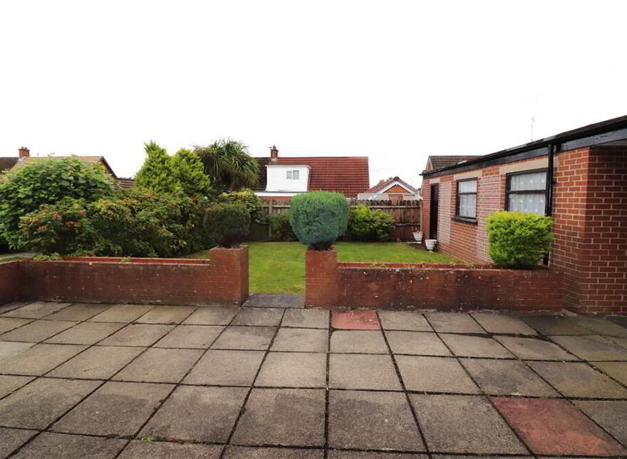 10 Rathmore Avenue, Benson Street, Lisburn, BT28 2AL