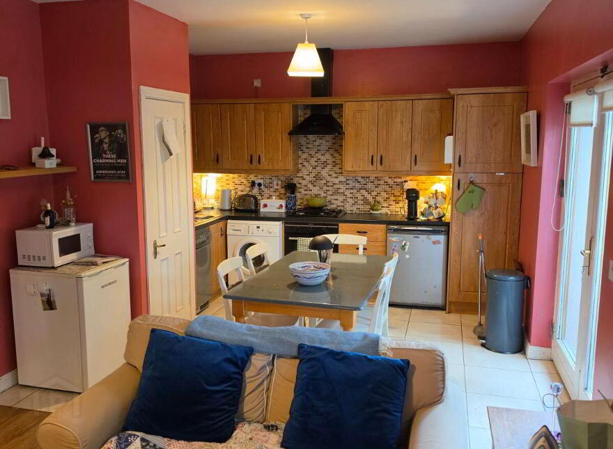 Apartment 11 Athmore Apartments, Church Road, Athy, R14A598