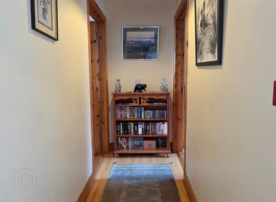 4 The Courtyard, Main Street, Castletown Berehaven, P75F406