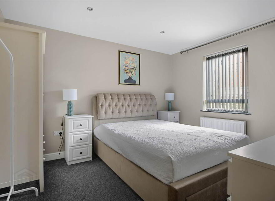 Apt 2 Belmore Place, 137 Upper Newtownards Road, Ballyhackamore, Belfast, BT4 3HX