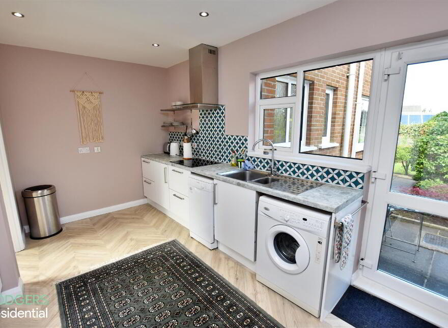 21 Carolsteen Avenue, Helens Bay, Bangor, BT19 1LJ
