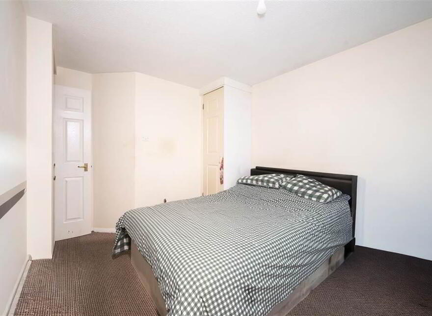 Apt 1003, Bradbury Court, 10 Jubilee Road, Belfast, BT9 7JL