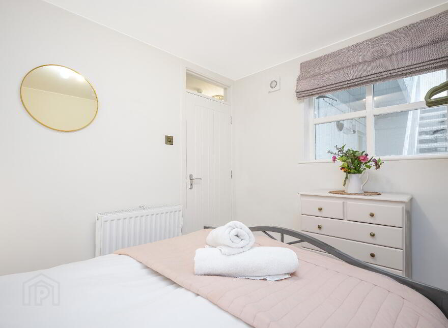 B, 17 Portmore Road, Portstewart, BT55 7BE