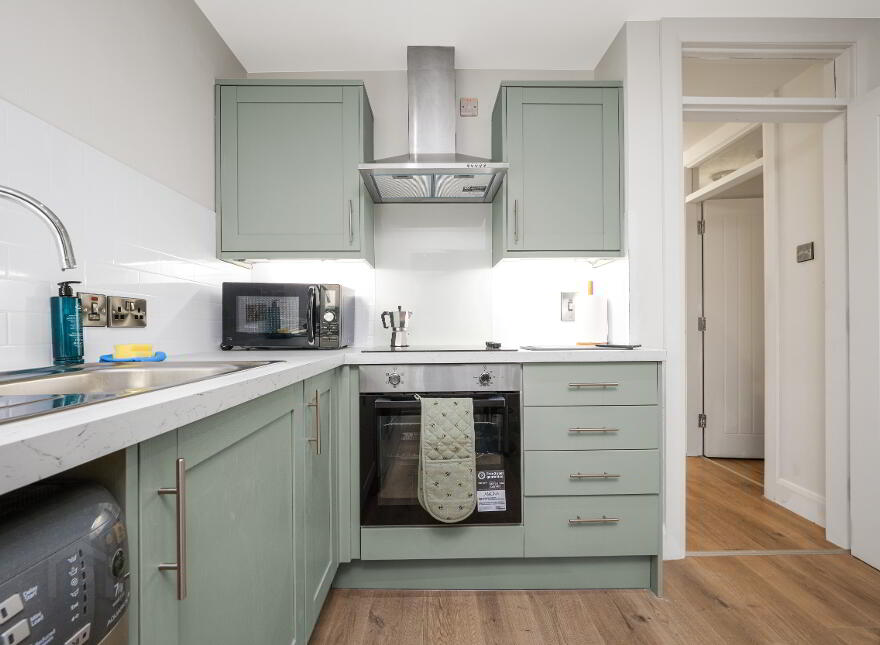 B, 17 Portmore Road, Portstewart, BT55 7BE