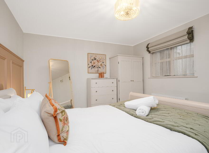 B, 17 Portmore Road, Portstewart, BT55 7BE