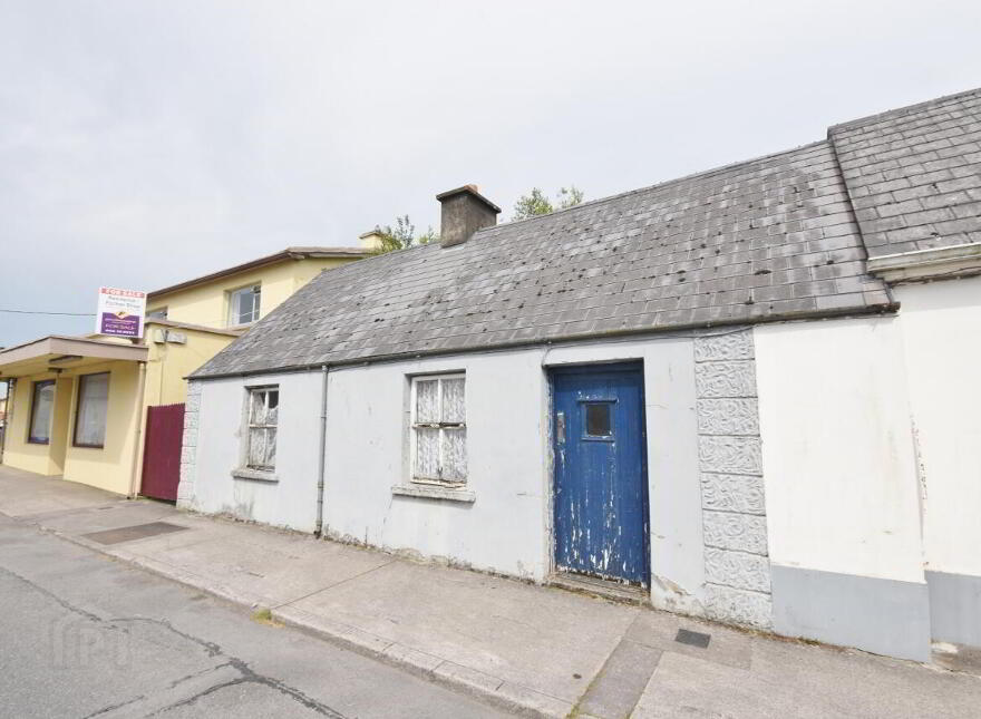 Chapel Street, Tarbert, V31AY68