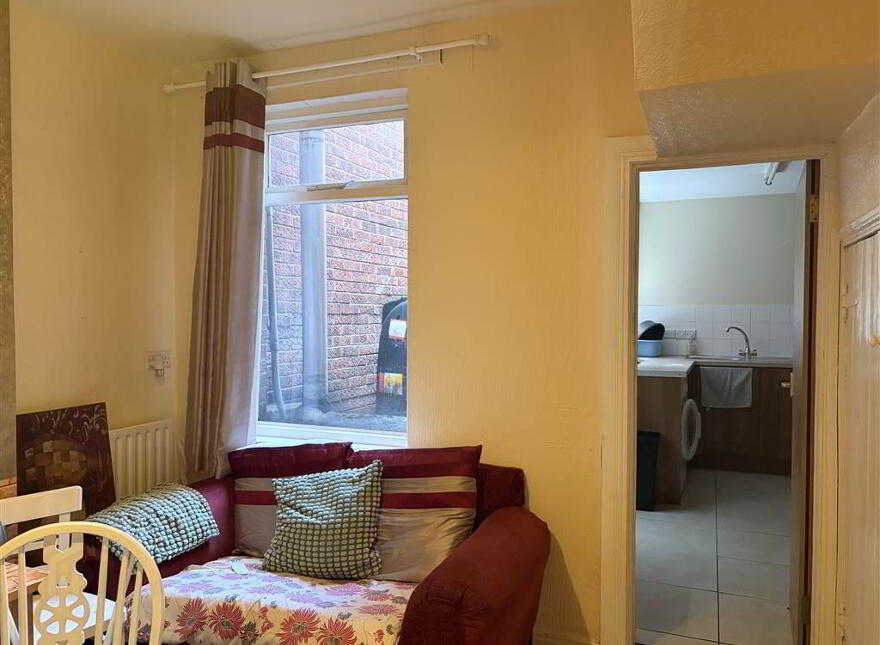 33 Cairo Street, Holylands, Belfast, BT7 1QS