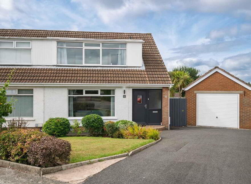 6 Linden Park, Bangor, BT19 6EA