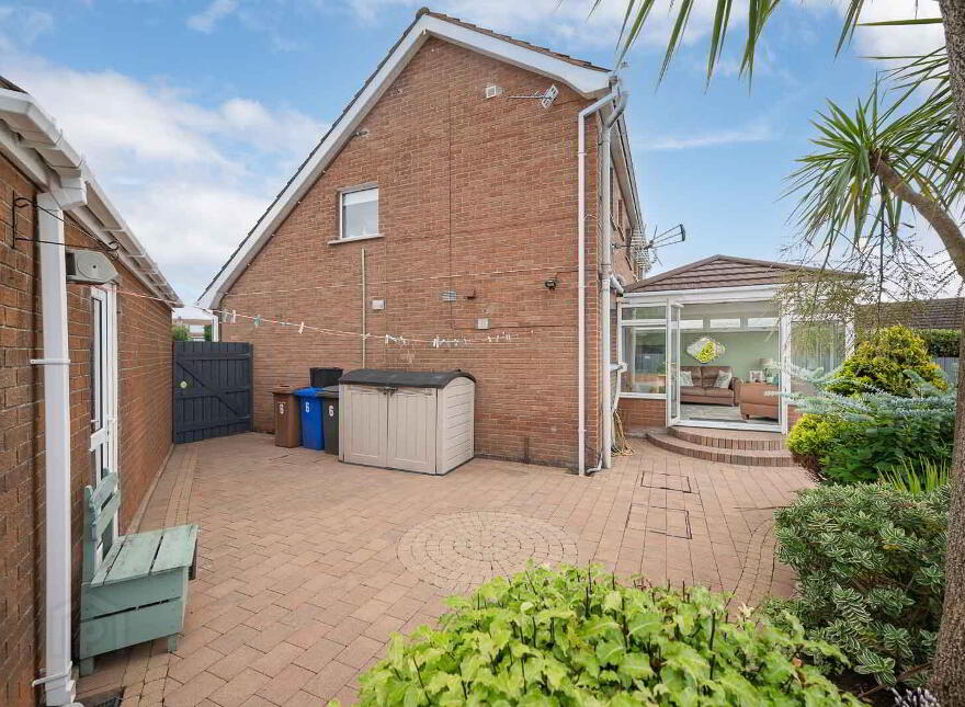 6 Linden Park, Bangor, BT19 6EA