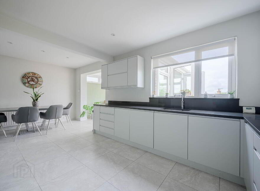 6 Linden Park, Bangor, BT19 6EA