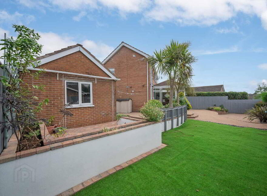 6 Linden Park, Bangor, BT19 6EA