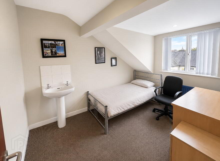 Dunluce Avenue, Lisburn Road, Belfast South, Belfast, BT9 7AZ