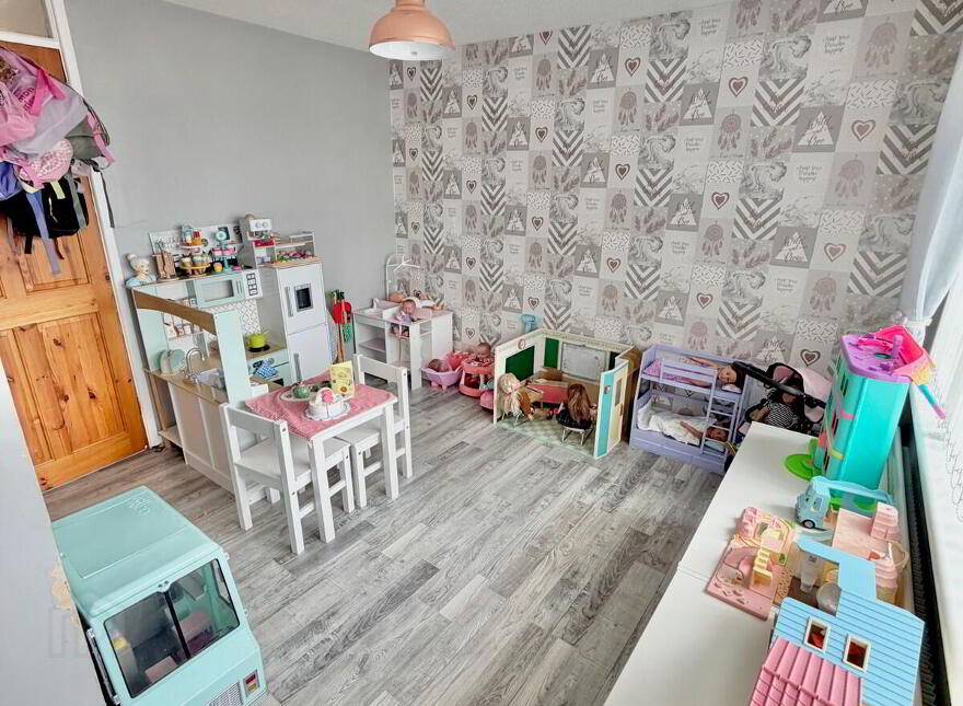13 Rosemary Place, Coleraine, BT52 2AT