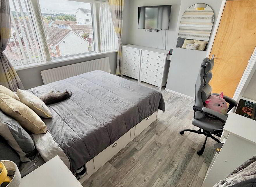 13 Rosemary Place, Coleraine, BT52 2AT