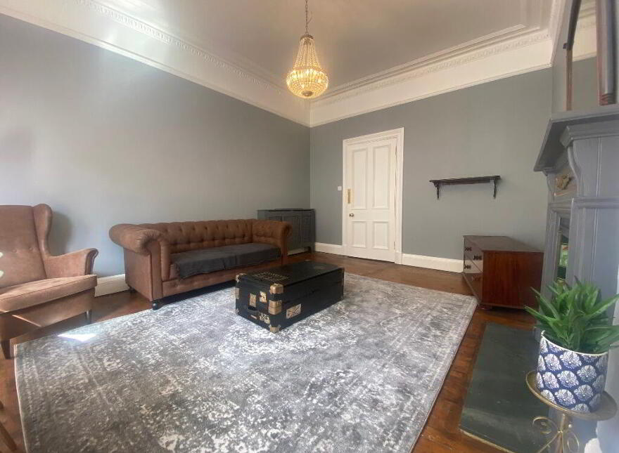 63 Montpelier Park, Bruntsfield, Edinburgh, EH10 4ND