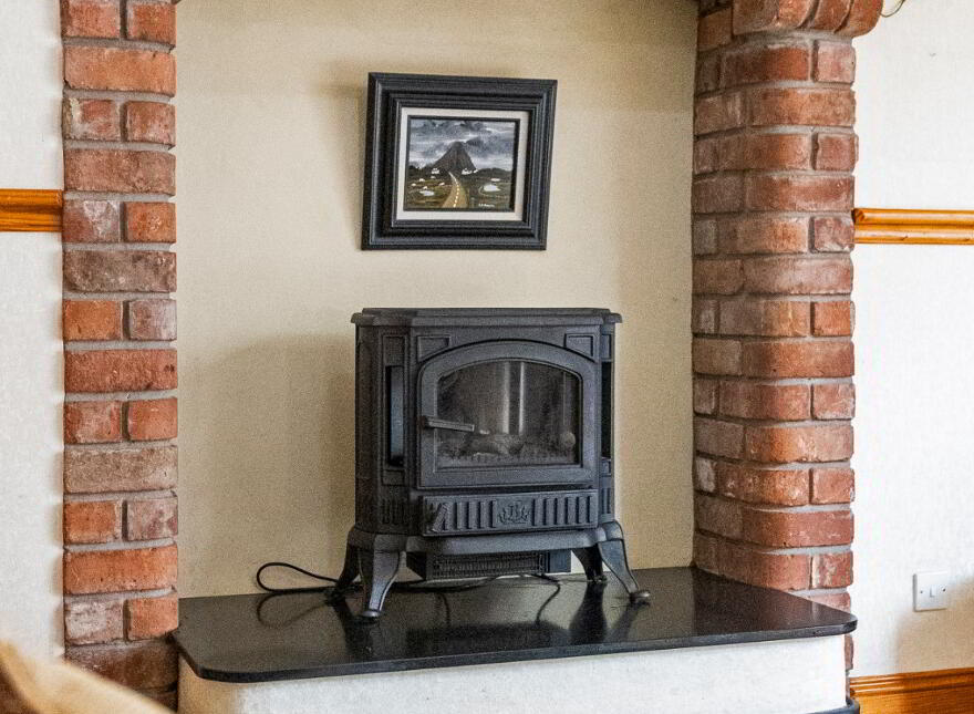 Ardcaien, Cityside, Derry/Londonderry, BT48 8AF
