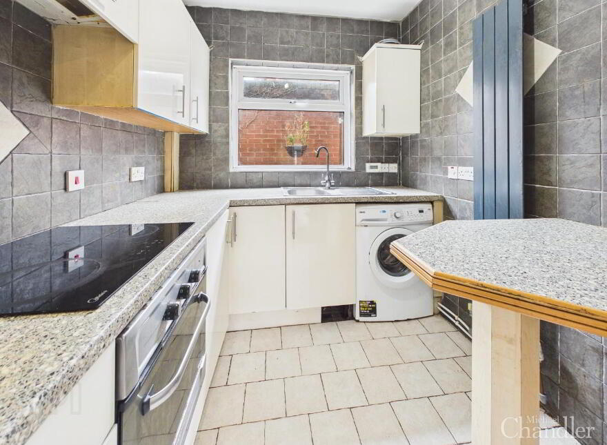 26 Willowfield Parade, Belfast, BT6 8HQ