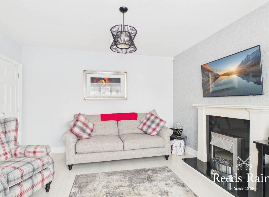 12 Millmount Village Square, Dundonald, Belfast, BT16 1YX