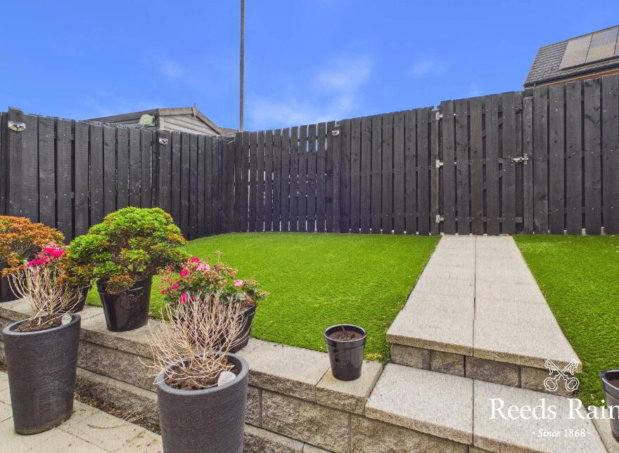 12 Millmount Village Square, Dundonald, Belfast, BT16 1YX