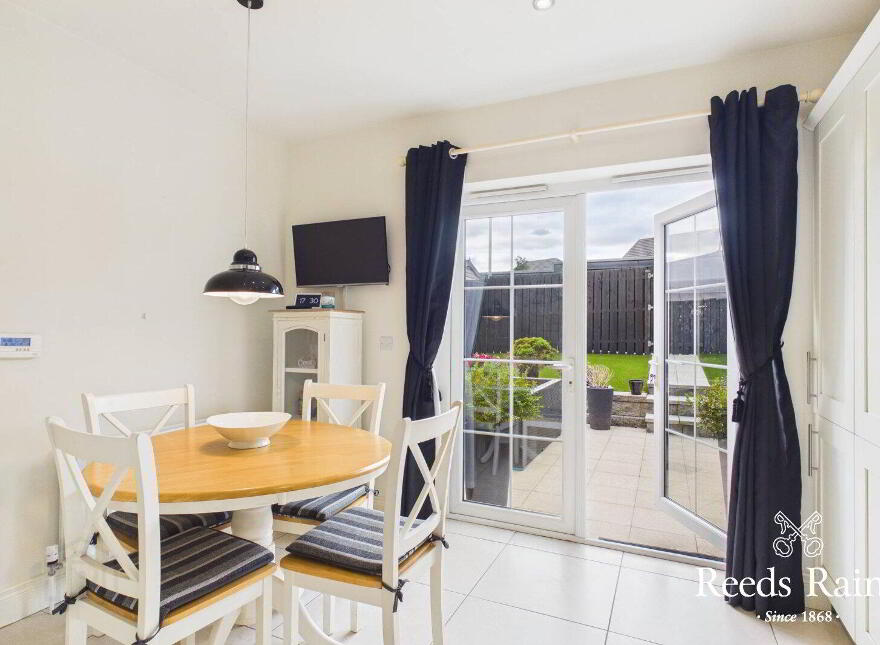 12 Millmount Village Square, Dundonald, Belfast, BT16 1YX