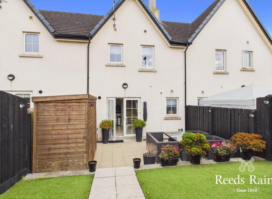 12 Millmount Village Square, Dundonald, Belfast, BT16 1YX