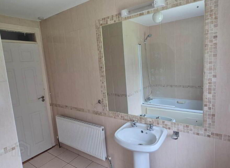 Meenglass Road, Cappry, Ballybofey, F93R9PK