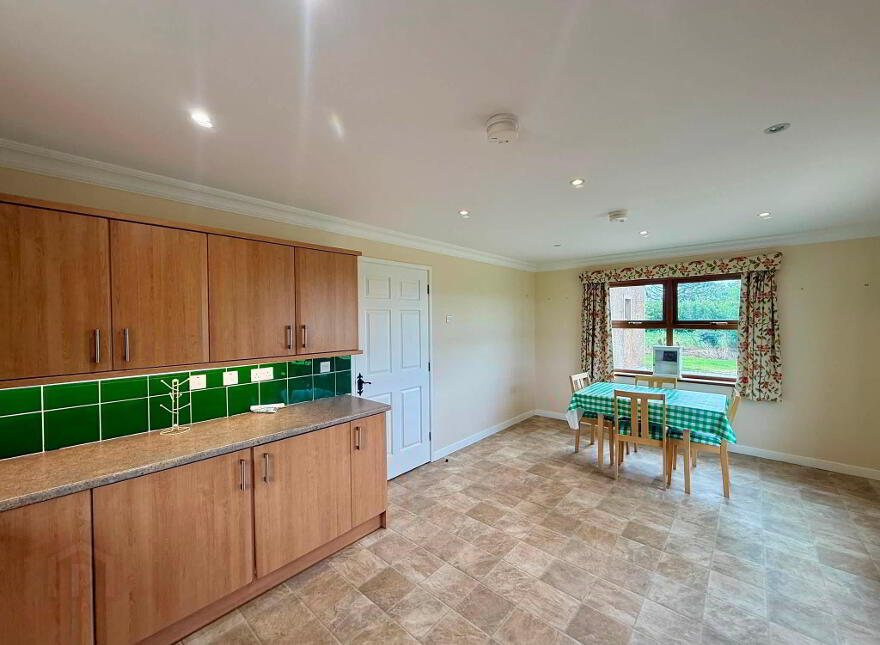 275 Whitepark Road, Bushmills, BT57 8SN