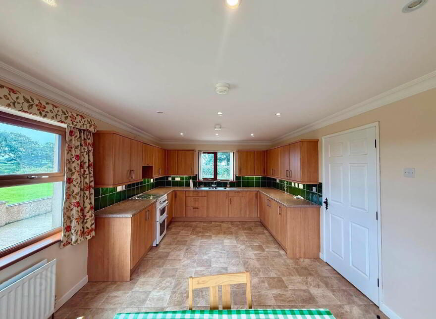 275 Whitepark Road, Bushmills, BT57 8SN