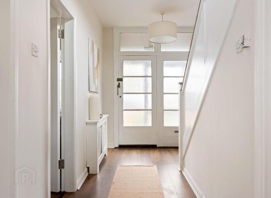 17 Woodbine Park, Blackrock, Blackrock, A94R236