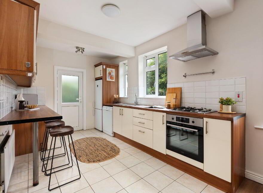 17 Woodbine Park, Blackrock, Blackrock, A94R236