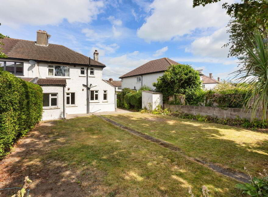 17 Woodbine Park, Blackrock, Blackrock, A94R236