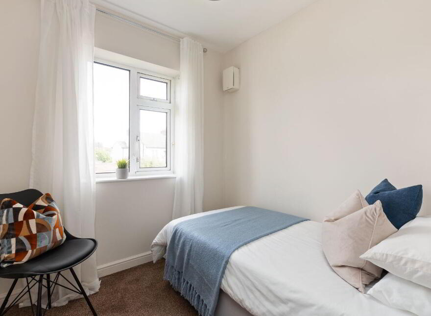 17 Woodbine Park, Blackrock, Blackrock, A94R236