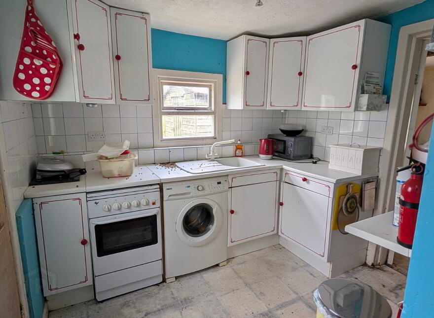 Kiltynaskellan, Ballyconnell, H12DE28