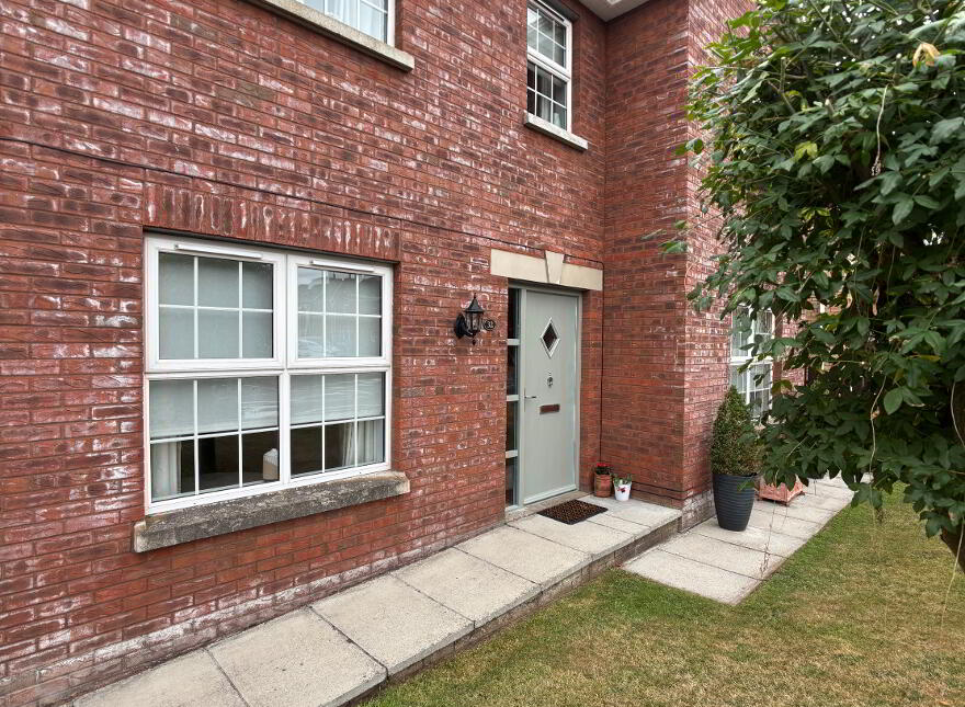 32 The Hollows, Lurgan, BT66 7FF