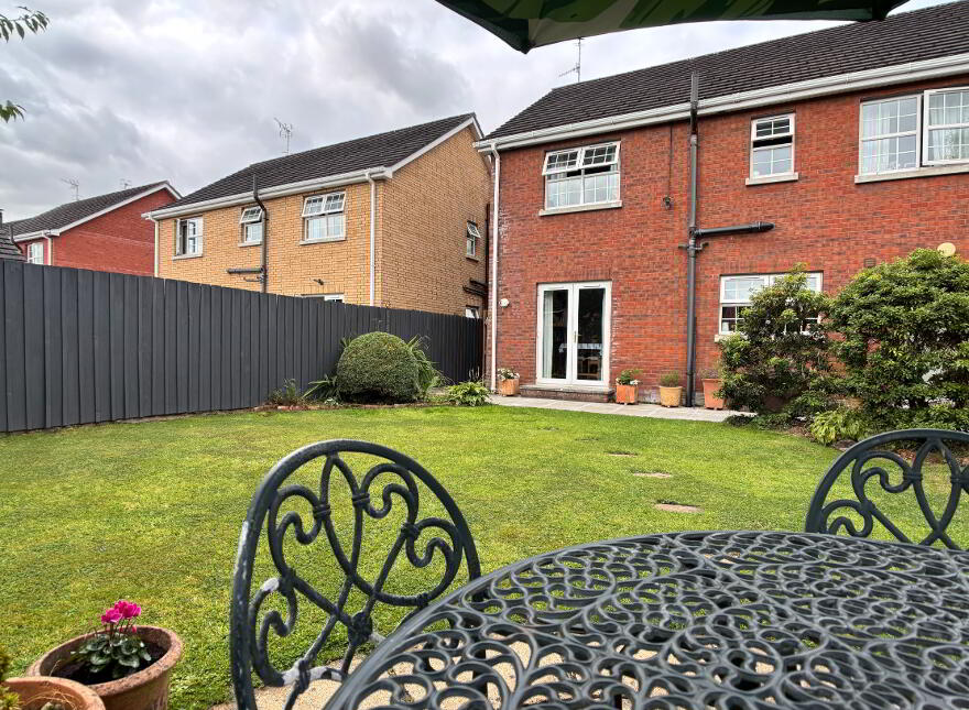 32 The Hollows, Lurgan, BT66 7FF