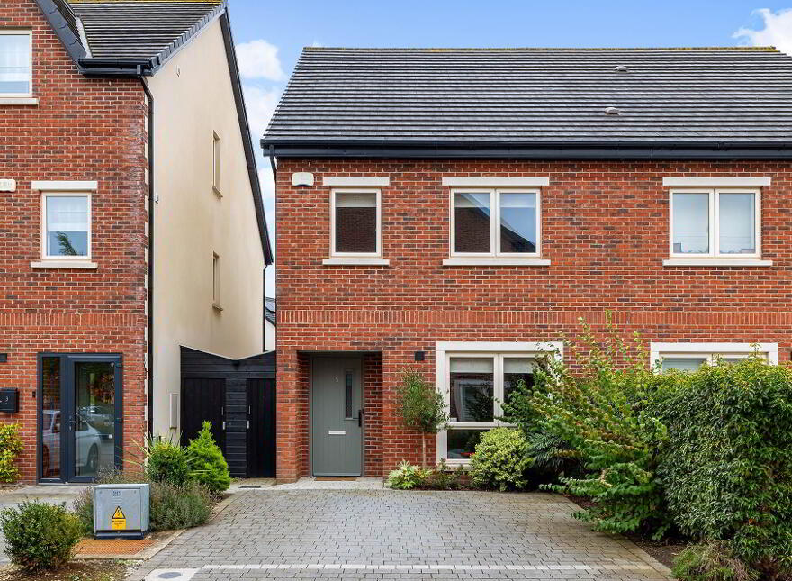 5 Shackleton Glen, Lucan, K78H0C8 photo