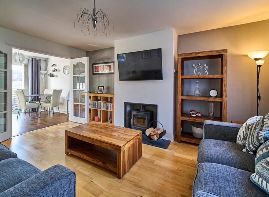 12 Cairndore Walk, Newtownards, BT23 8PE