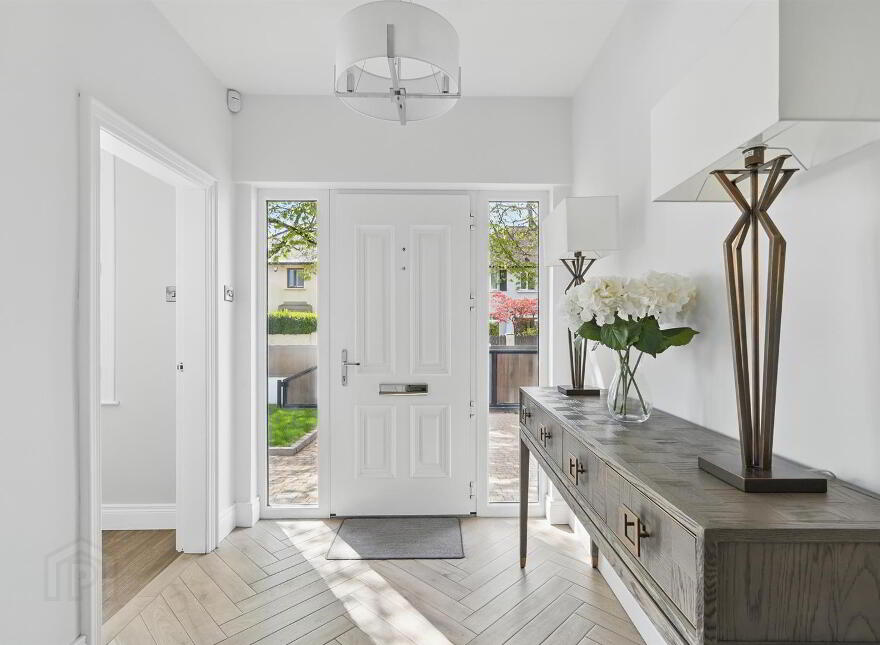 35 Malone Hill Park, Belfast, BT9 6RE