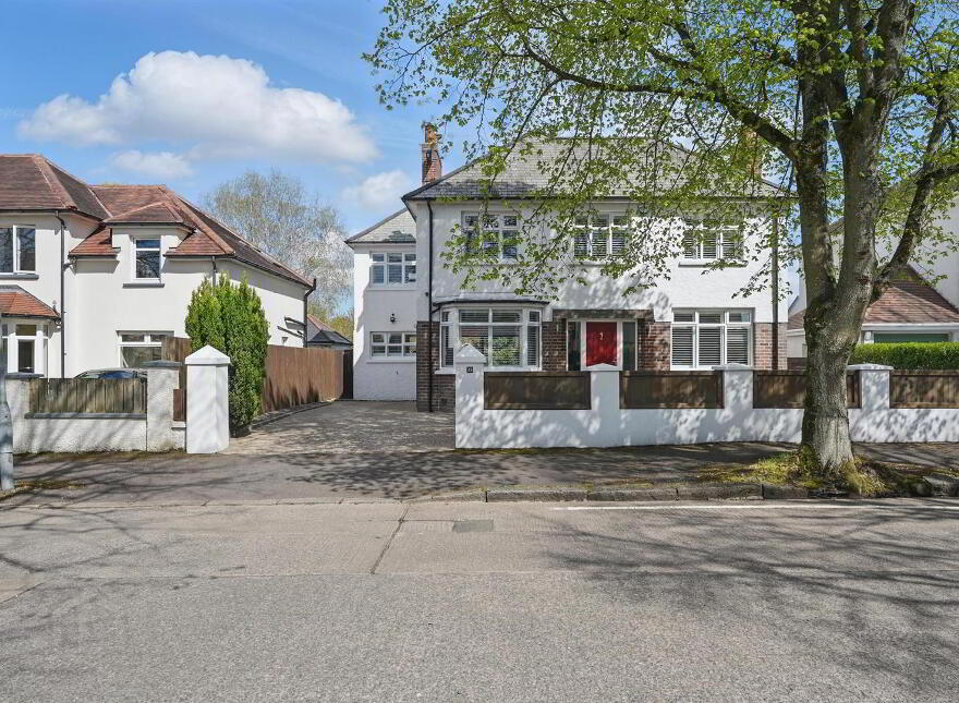 35 Malone Hill Park, Belfast, BT9 6RE