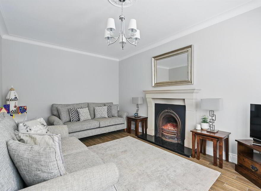 35 Malone Hill Park, Belfast, BT9 6RE