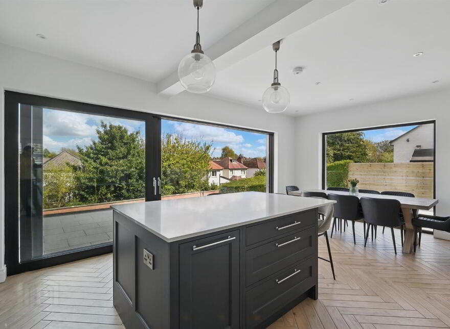 35 Malone Hill Park, Belfast, BT9 6RE
