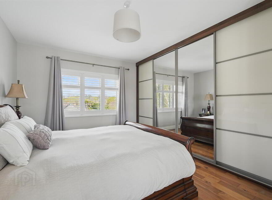 35 Malone Hill Park, Belfast, BT9 6RE