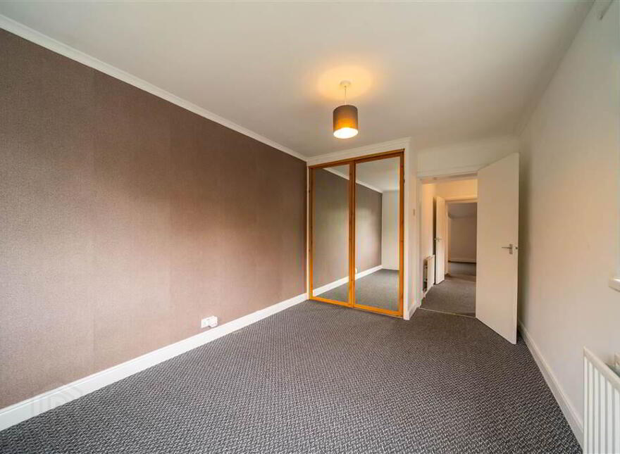 35 Rathgael Road, Bangor, BT19 1RW