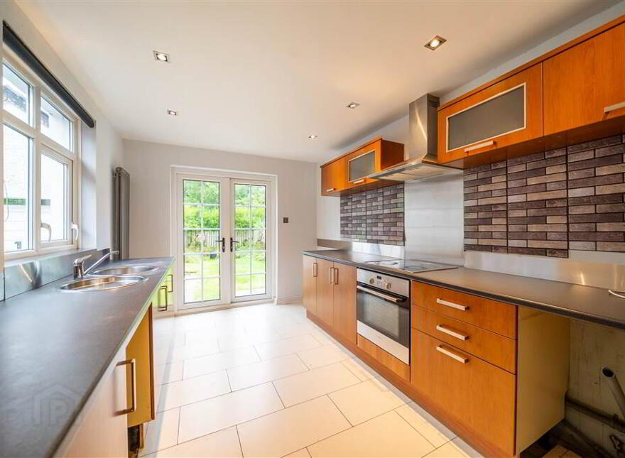 35 Rathgael Road, Bangor, BT19 1RW
