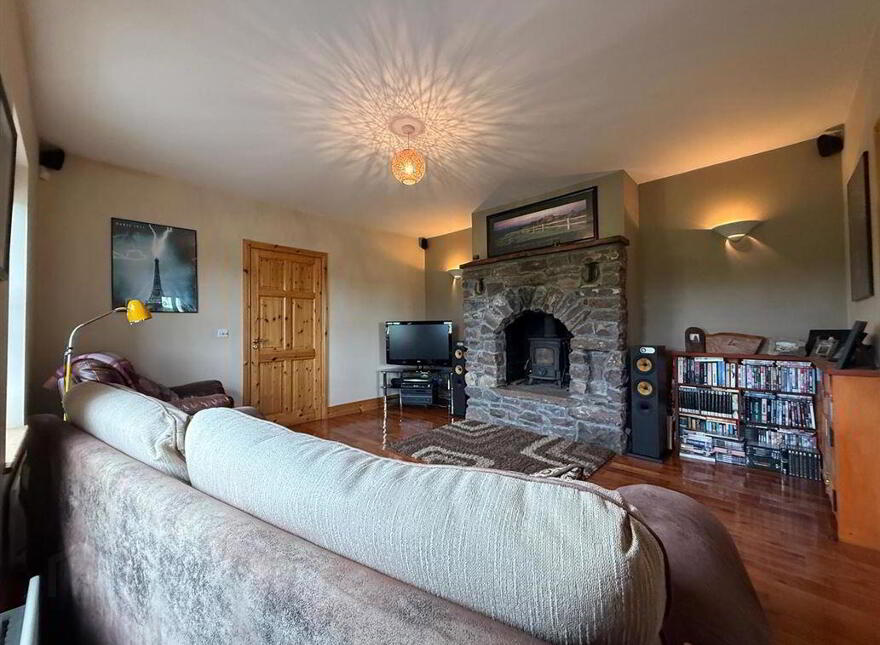 Cross, Ballaghaderreen, F45NV66