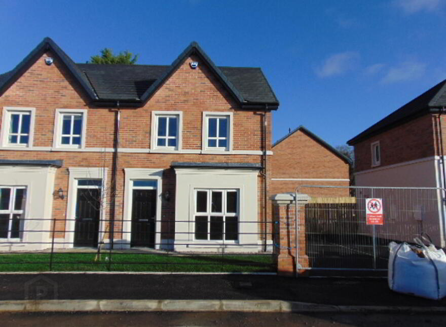 8 Foxleigh Meadows, Ballymoney, BT53 6AZ