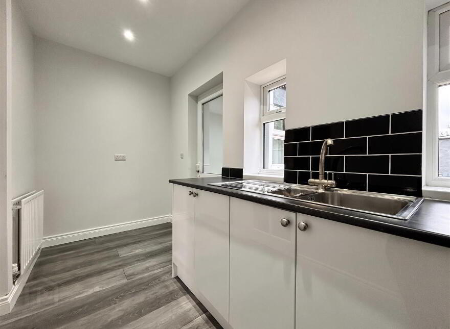 19 Glenside Parade, Belfast, BT14 8AH